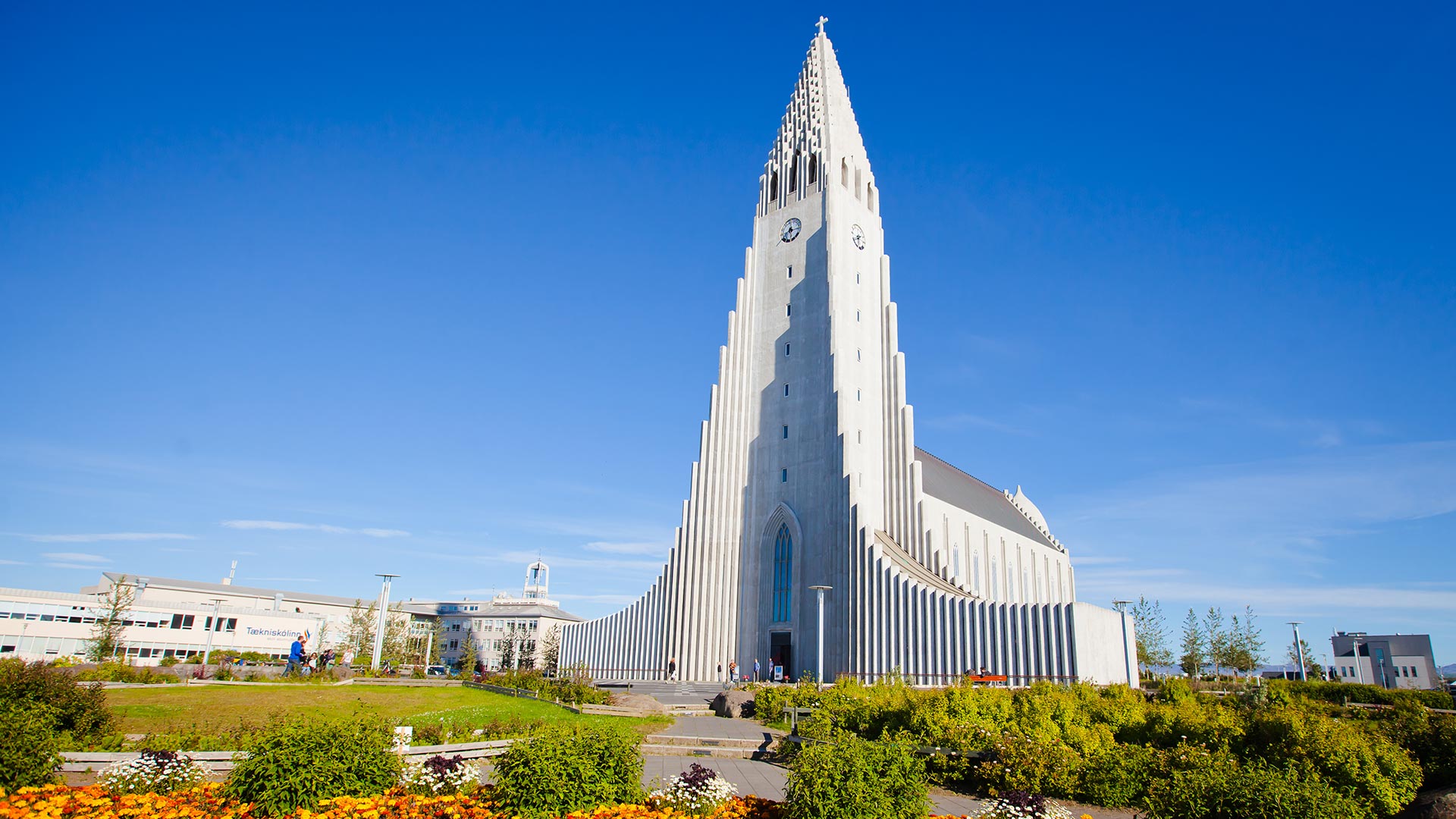 hallgrimskirkja church in reykjavik iceland hallgrimskirkja church in reykjavik iceland
