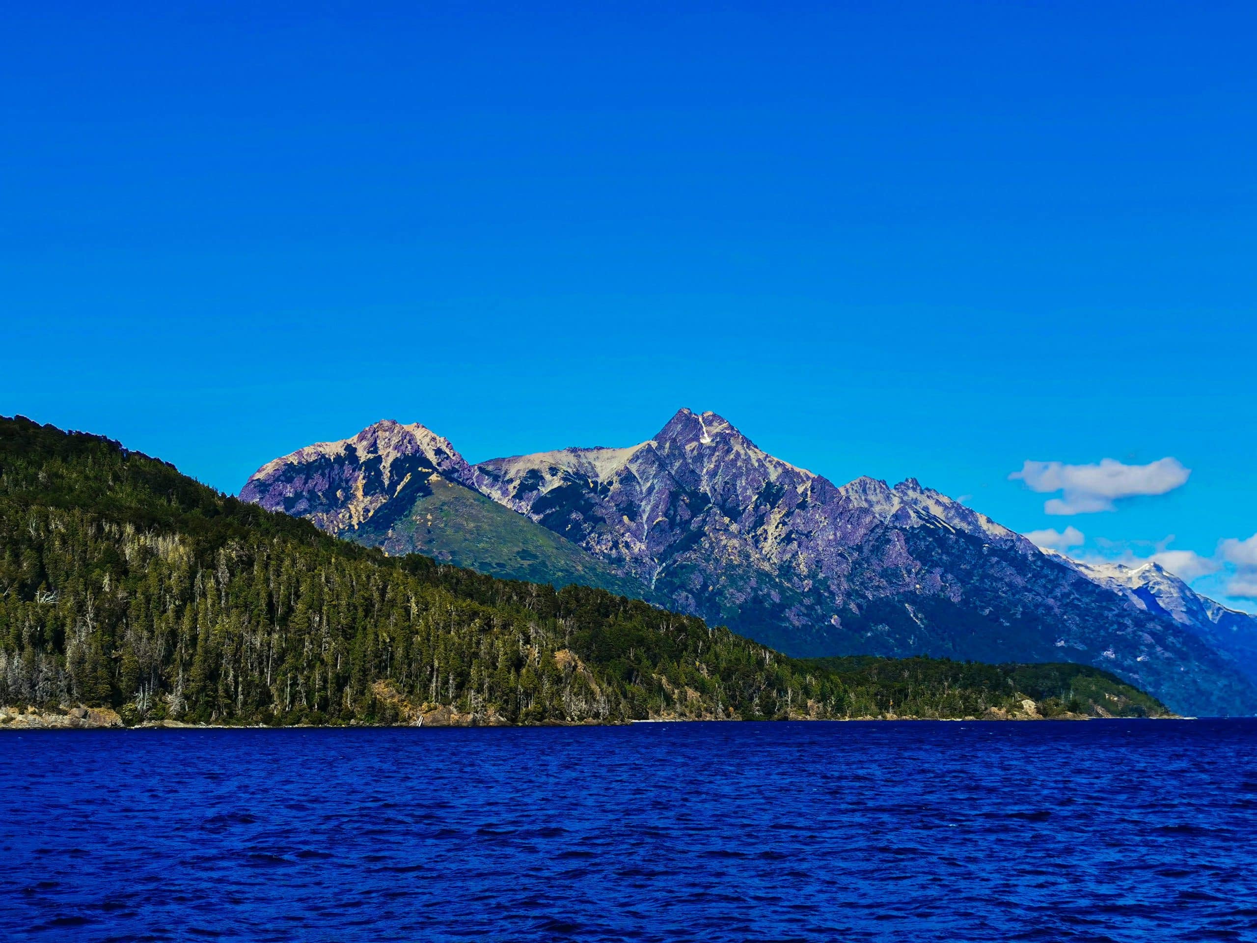 Nahuel Huapi, Río Negro, Argentina Nahuel Huapi, Río Negro, Argentina<br />
