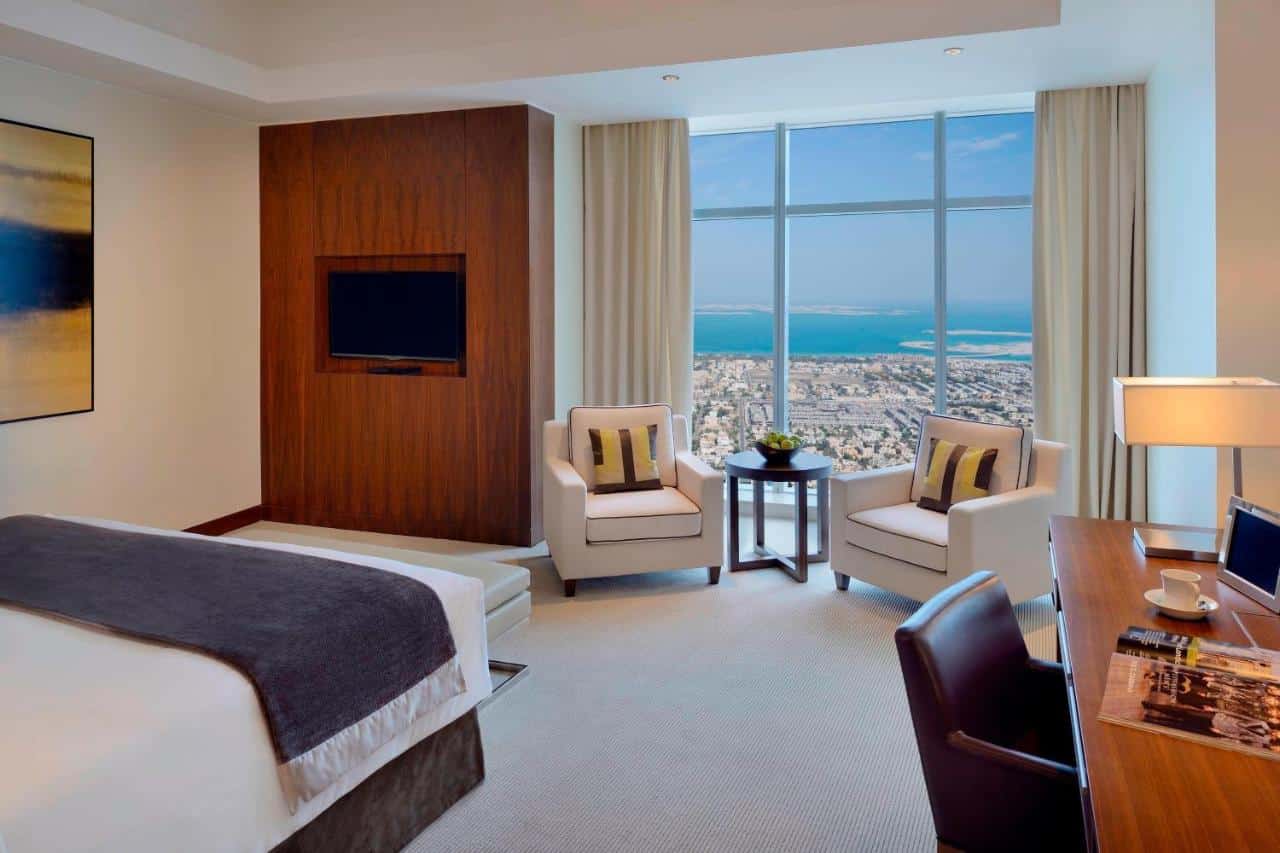 A Dubai hotel with a view